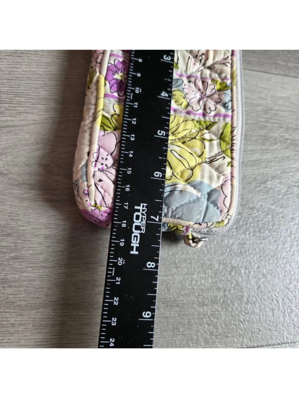 Vera Bradley Floral Quilted Wristlet With Zipper & Strap Multicolor 8